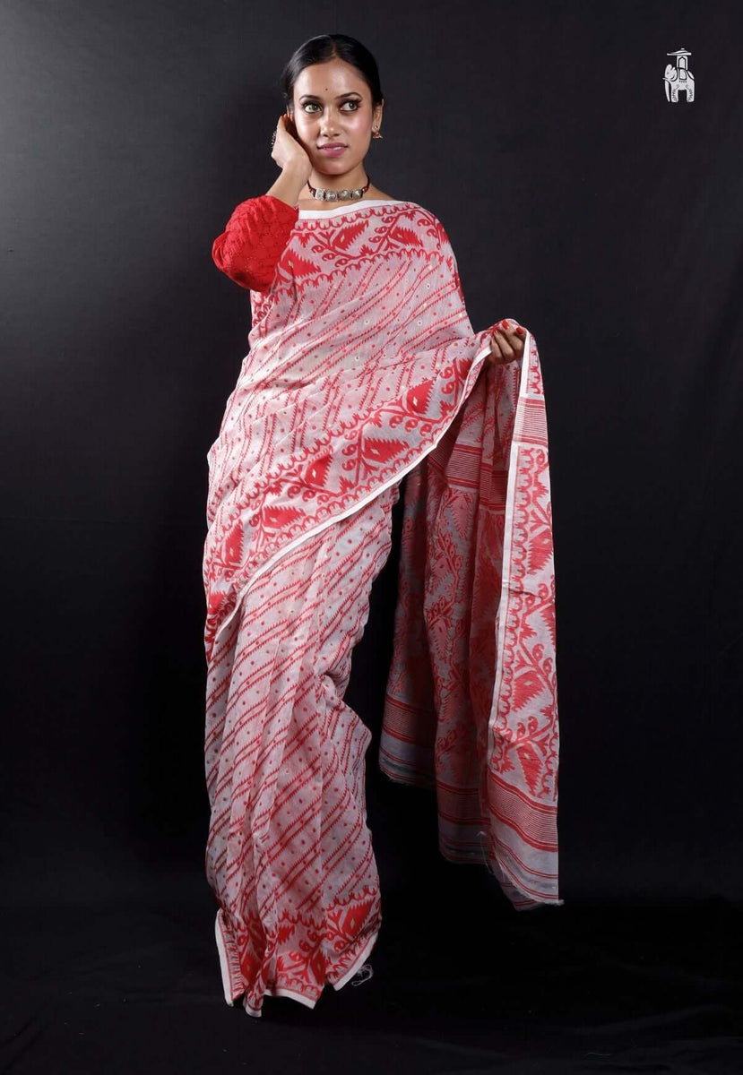 Black and White Dhakai Jamdani Saree