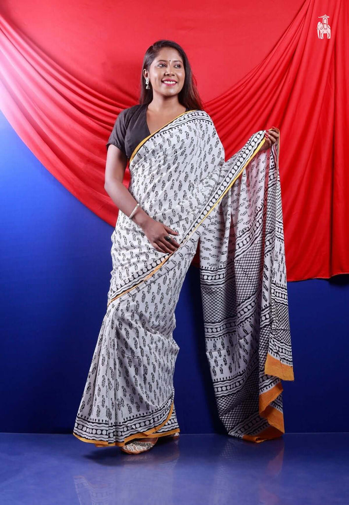 White Mulmul Cotton Saree