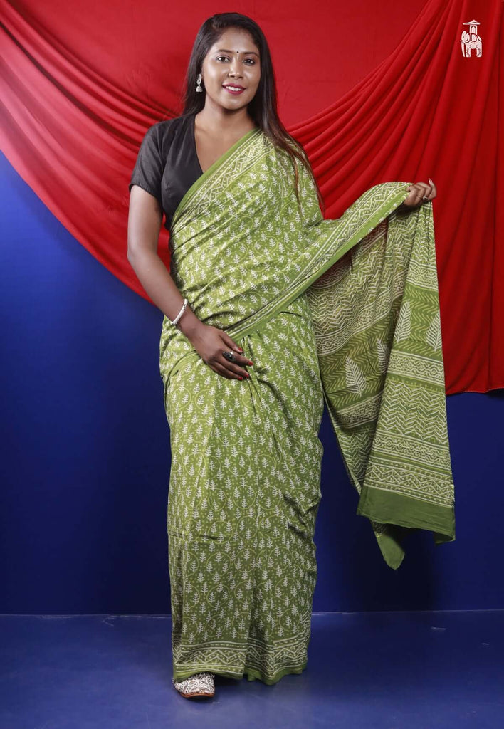 Dark Green Mulmul Cotton Saree