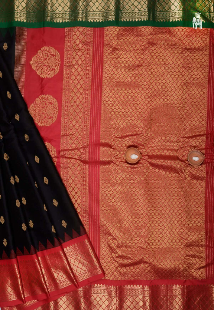 Black Gadwal Sico Saree with Ganga Jamuna Border